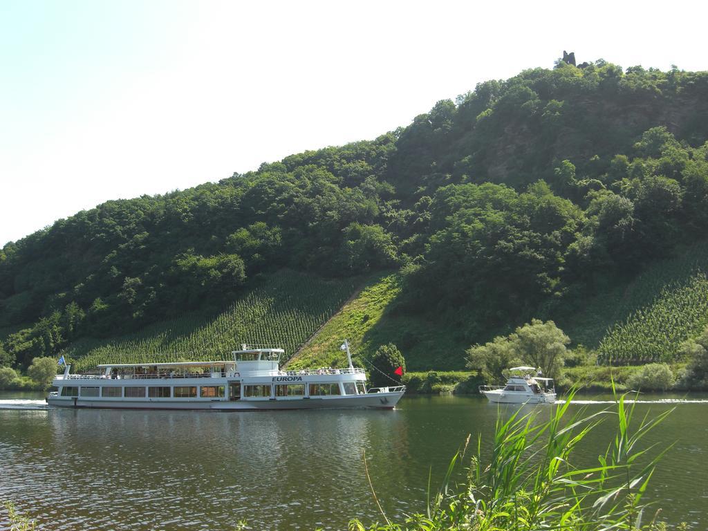 Hotel Reichsschenke Zum Ritter Gotz "Garni" 크로프 외부 사진