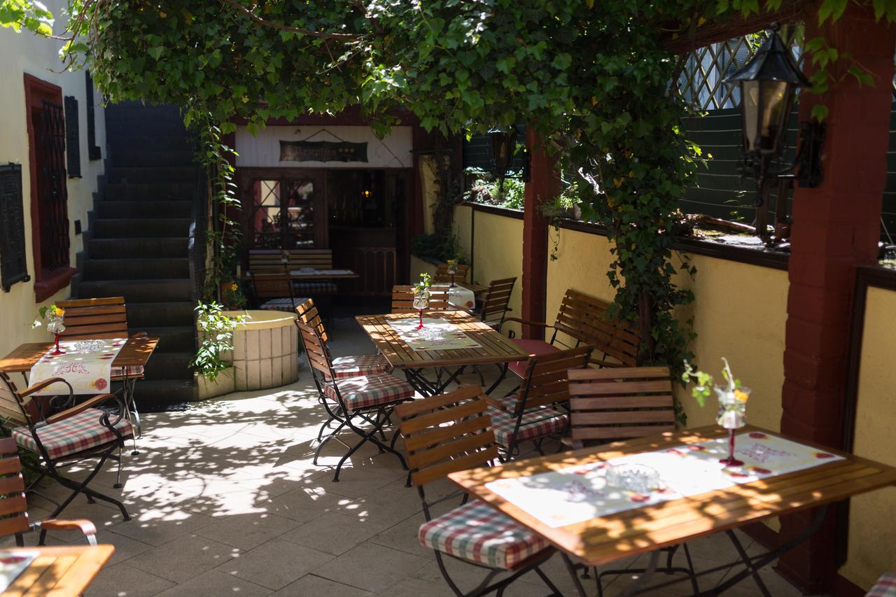 Hotel Reichsschenke Zum Ritter Gotz "Garni" 크로프 외부 사진